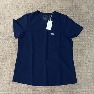 Figs Navy One Pocket Scrub Top M